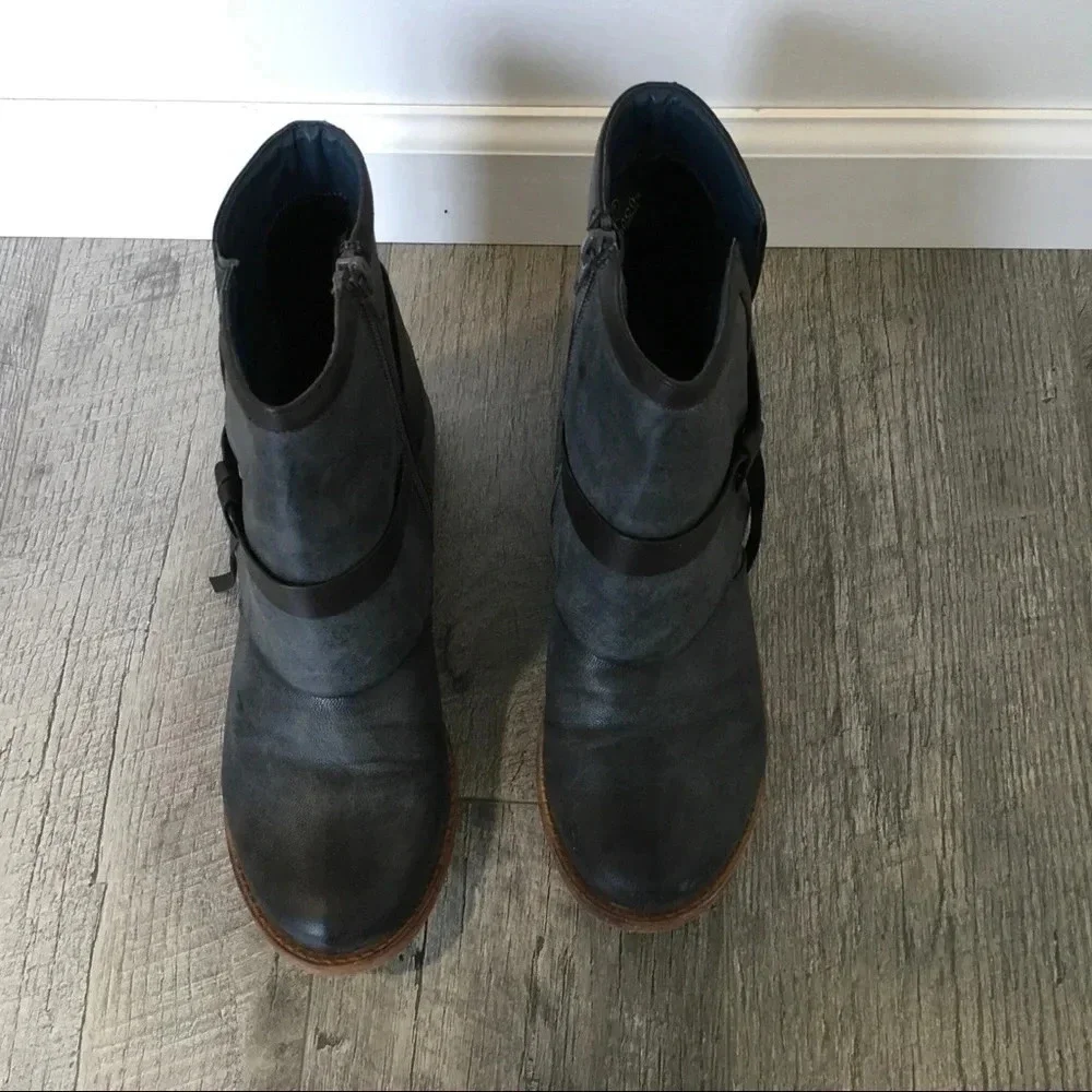 Bucco Capensis Zip‎ Up Boots Size 7